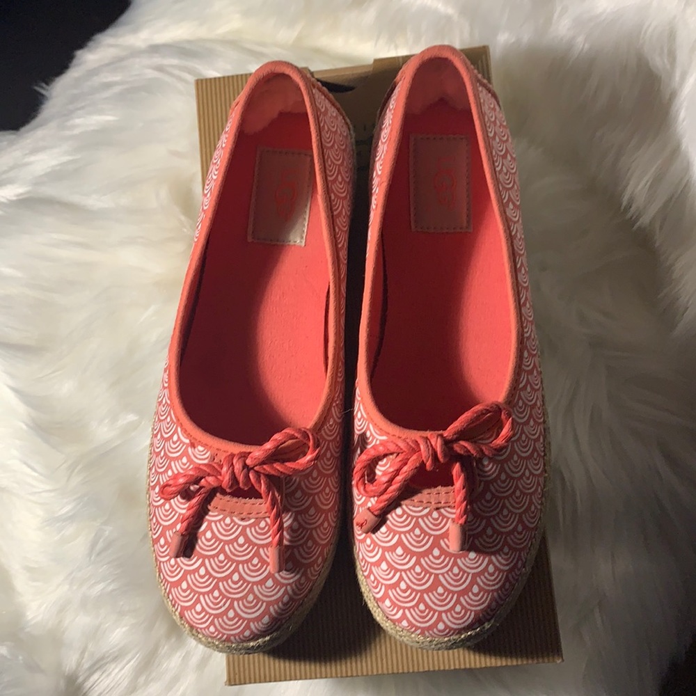 New UGG scallop flats.